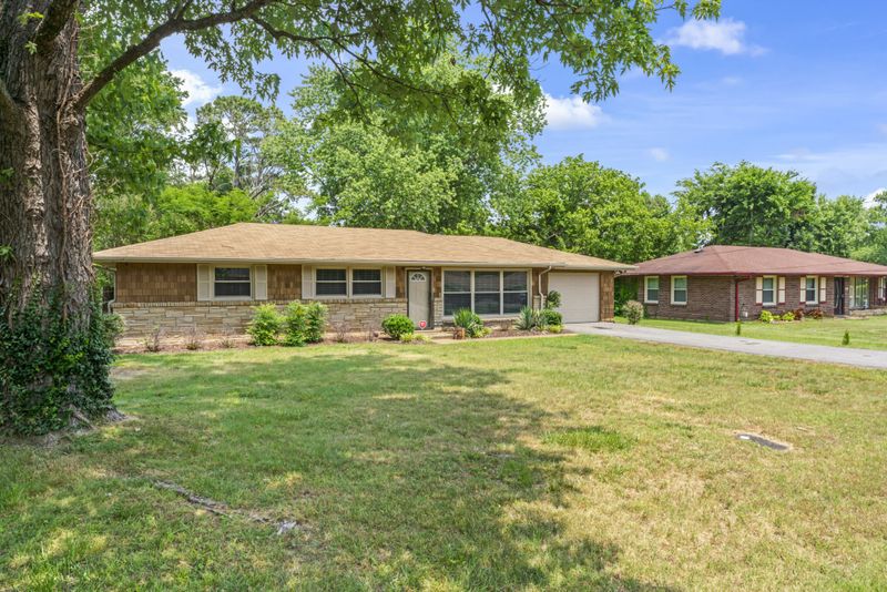 612 Barbara Dr, Madison, TN 37115