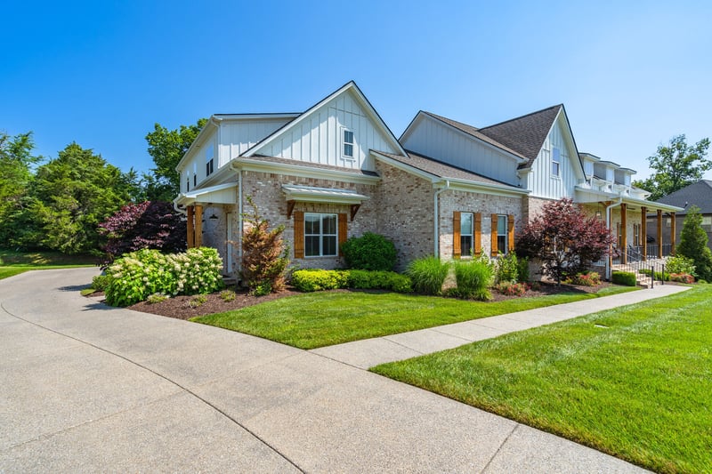 305 Conoga Dr, Nolensville, TN 37135