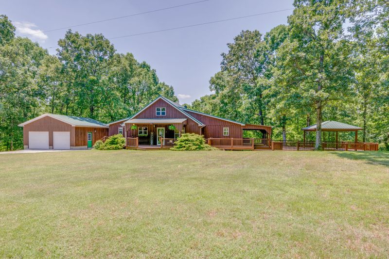 1477 Old Number One Rd, Dickson, TN 37055