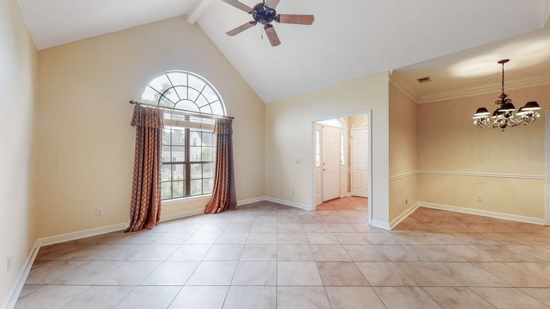 9216 Sawyer Brown Rd, Nashville, TN 37221