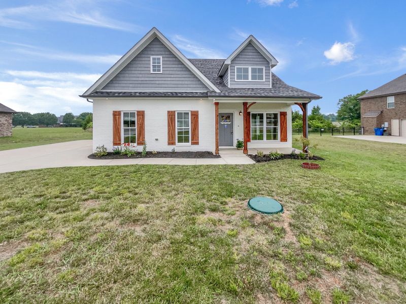 7824 Retired Ct, Murfreesboro, TN 37127