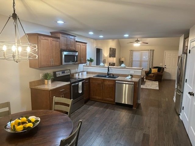 804 Legends Crest Dr, Lebanon, TN 37090