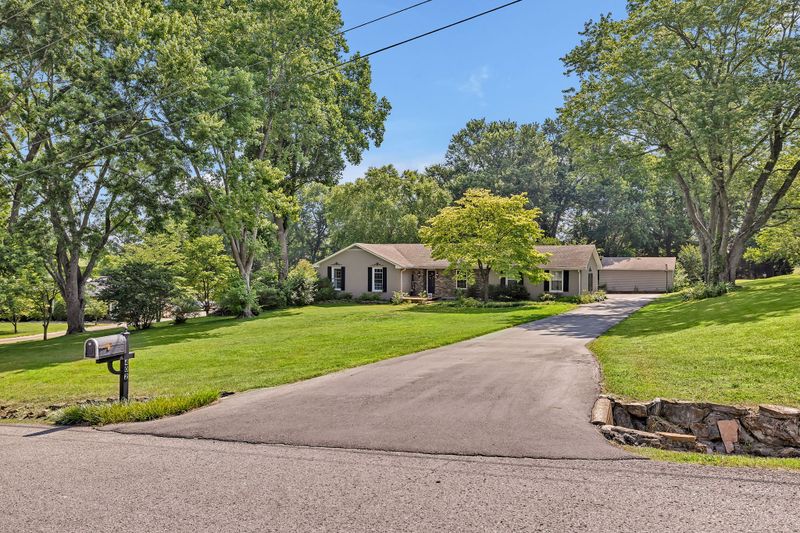 402 Spring View Dr, Franklin, TN 37064