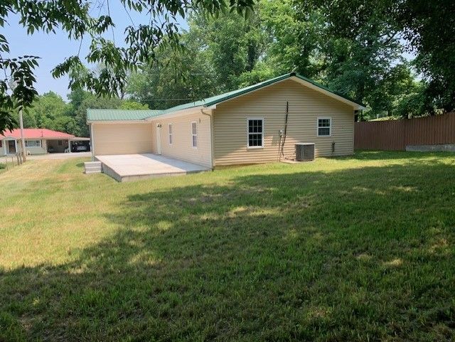 6613 Lions Club Rd, College Grove, TN 37046