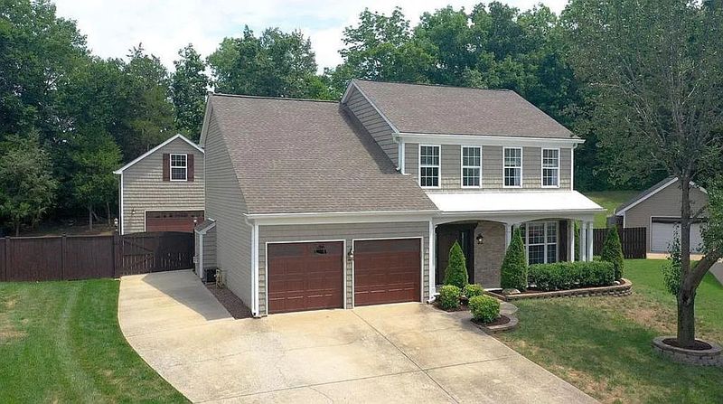 2235 Monthemer Cove Dr, Mount Juliet, TN 37122