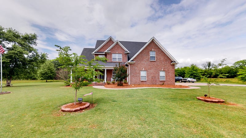 704 Lone Oak Rd, Mount Juliet, TN 37122