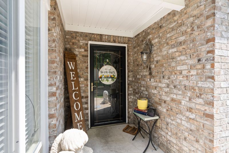 825 S Browns Ln #1704, Gallatin, TN 37066
