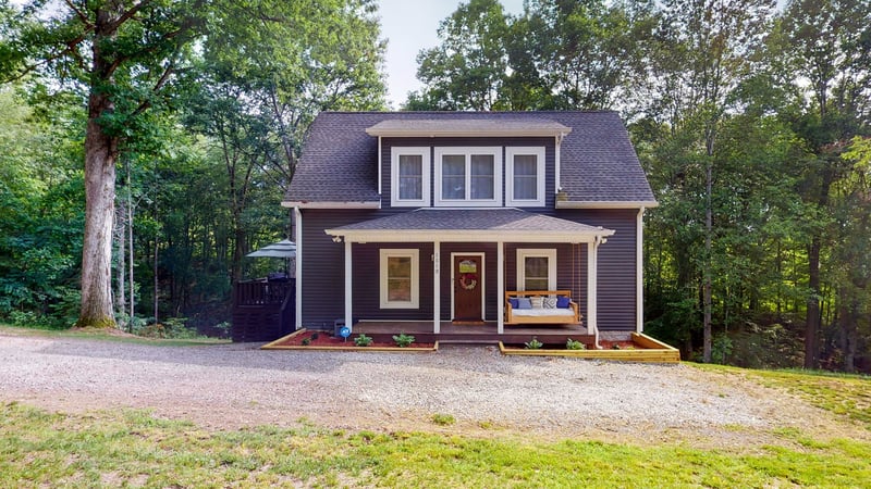 1513 Petty Rd, White Bluff, TN 37187