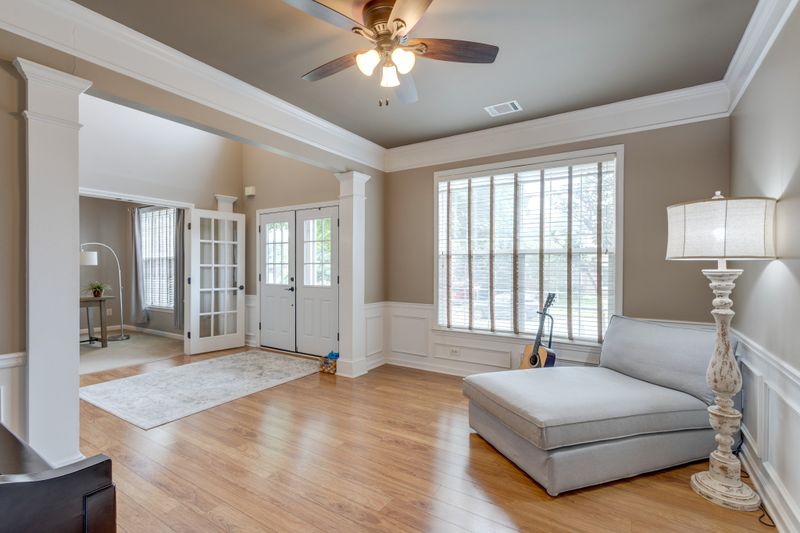 1008 Simmons Ln, Franklin, TN 37069