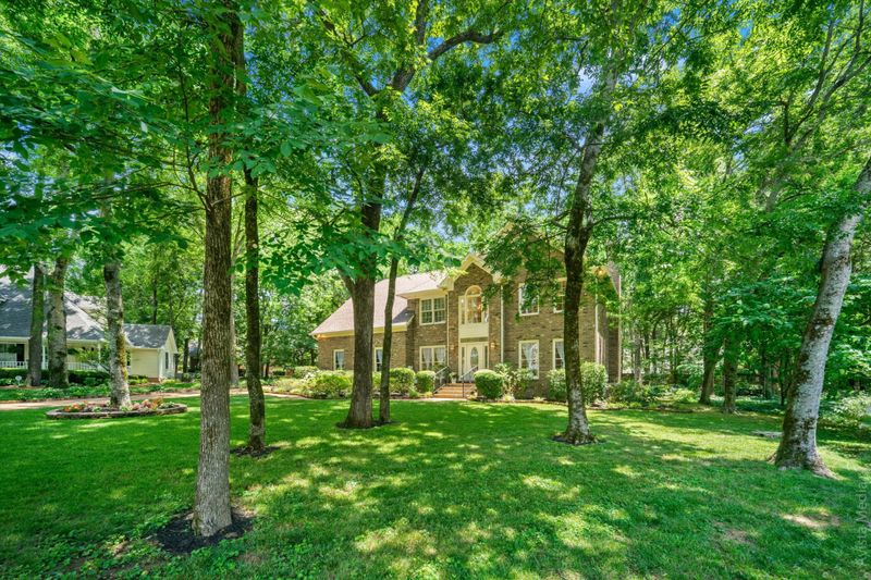 1710 Sutton Pl, Murfreesboro, TN 37129