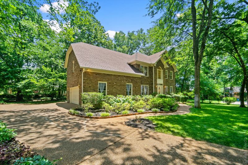 1710 Sutton Pl, Murfreesboro, TN 37129