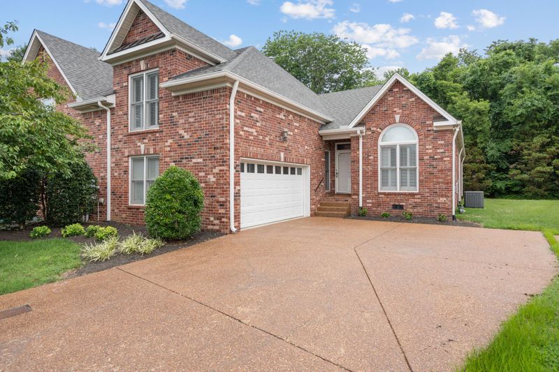 307 Wiles Ct, Hermitage, TN 37076