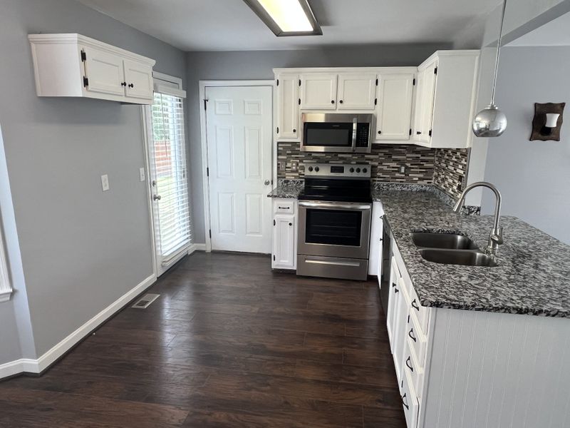 1736 Dorset Ct, Spring Hill, TN 37174