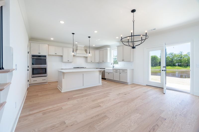 6806 Chatsworth Ct, Murfreesboro, TN 37129