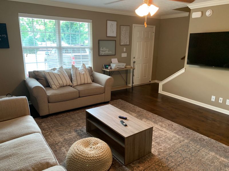2007 Debonair Ln, Murfreesboro, TN 37128