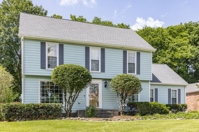 1149 Hunters Chase Dr, Franklin, TN 37064