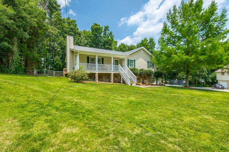 66 Stonecrest Cir, Ringgold, GA 30736