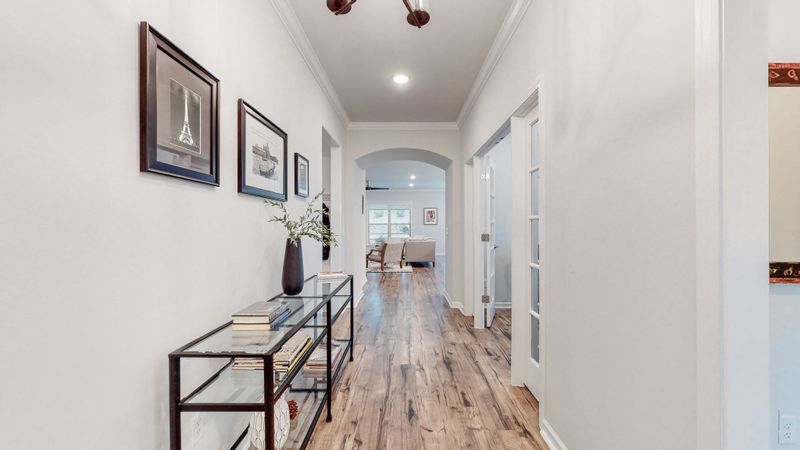 1090 Sumner Grv, Spring Hill, TN 37174