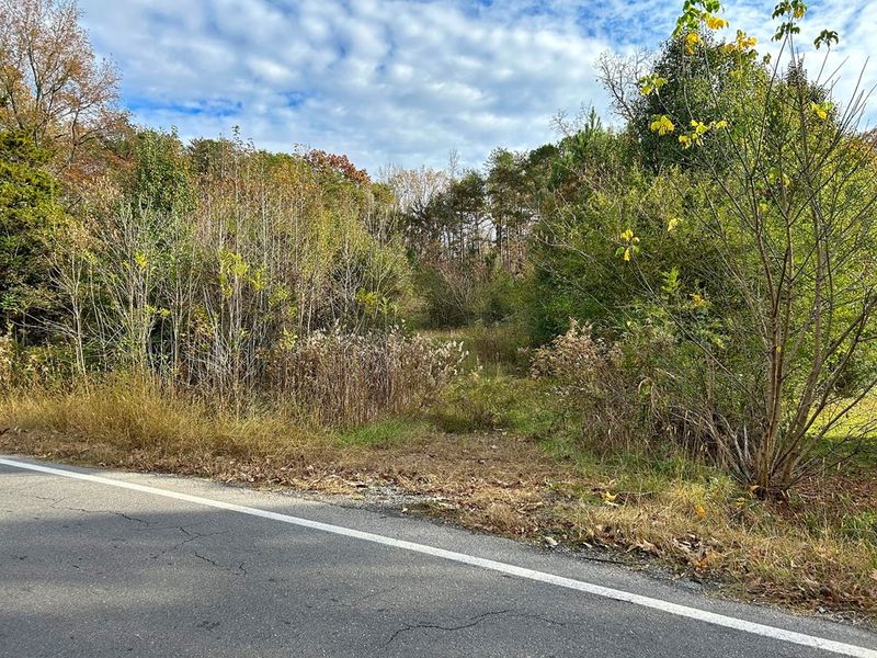 481 Haig Mill Road Nw, Dalton, GA 30721