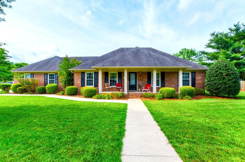 415 Irongate Blvd, Murfreesboro, TN 37129