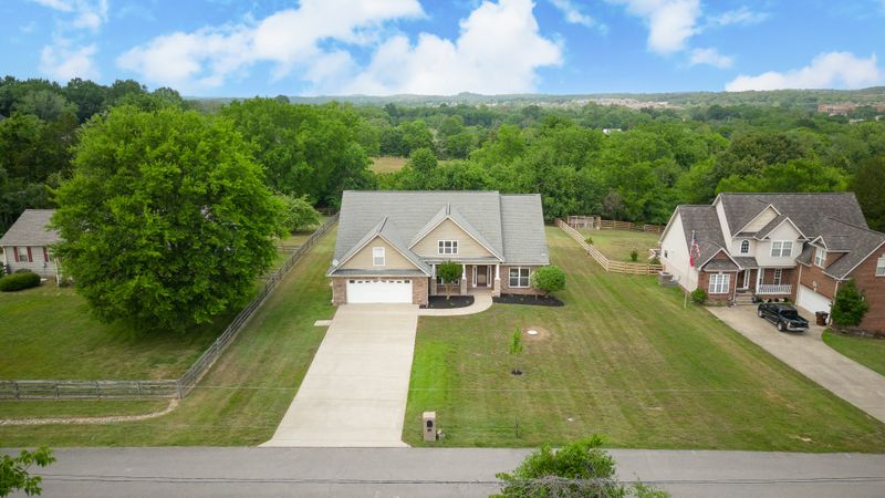1016 Thurman St, Mount Juliet, TN 37122