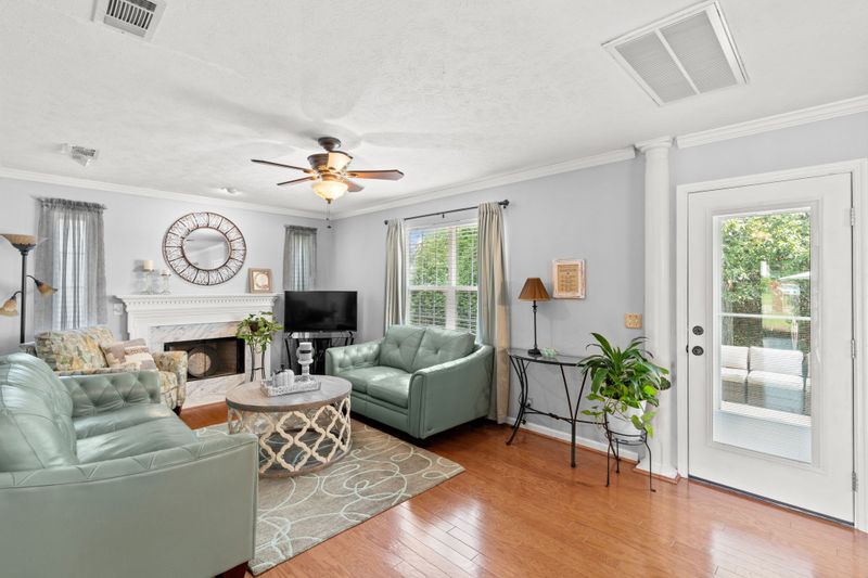 1817 Rory Cv, La Vergne, TN 37086