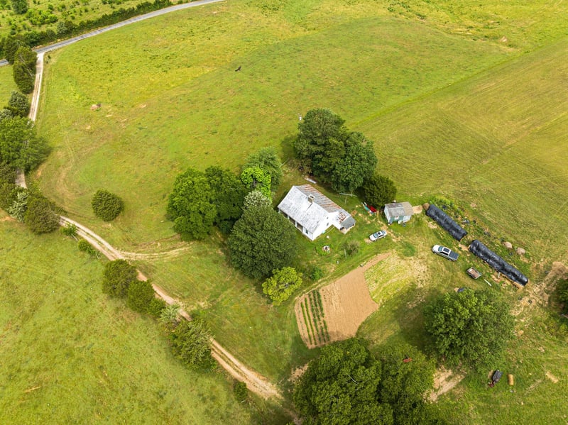 2638 Double Branch Rd, Columbia, TN 38401