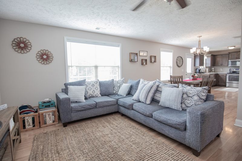 434 Golf Club Ln, Springfield, TN 37172