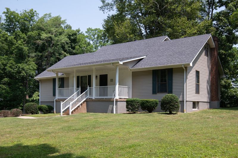 445 Fern Valley Rd, White House, TN 37188