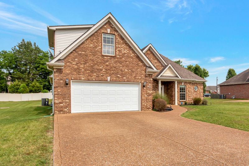 1224 Longwood Dr, Lascassas, TN 37085