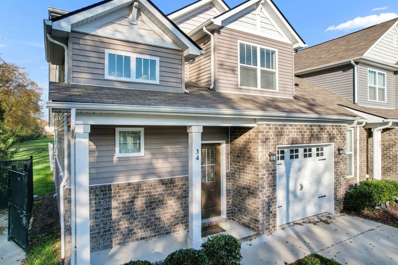 34 Torrey Pines Ln, Lebanon, TN 37087