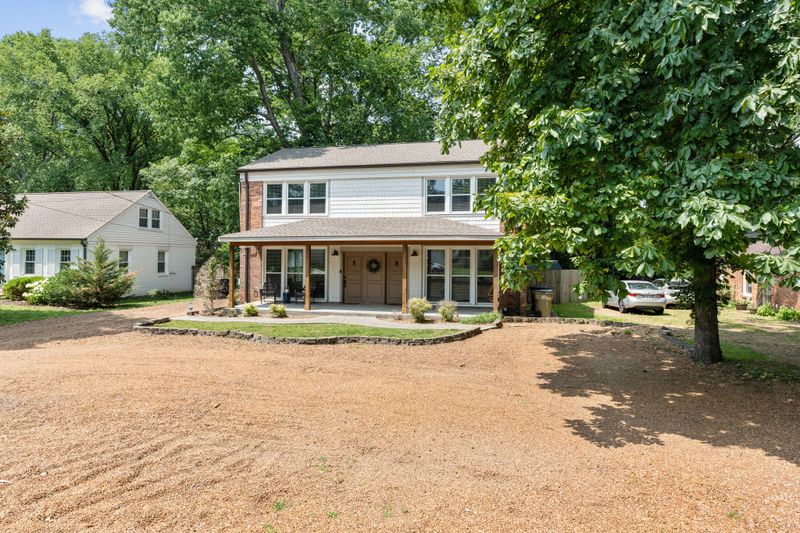 4006 Auburn Ln, Nashville, TN 37215
