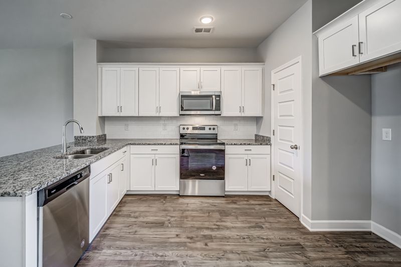 185 Harvard Dr, Gallatin, TN 37066