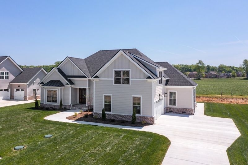 2617 Holly Springs Dr, Murfreesboro, TN 37128