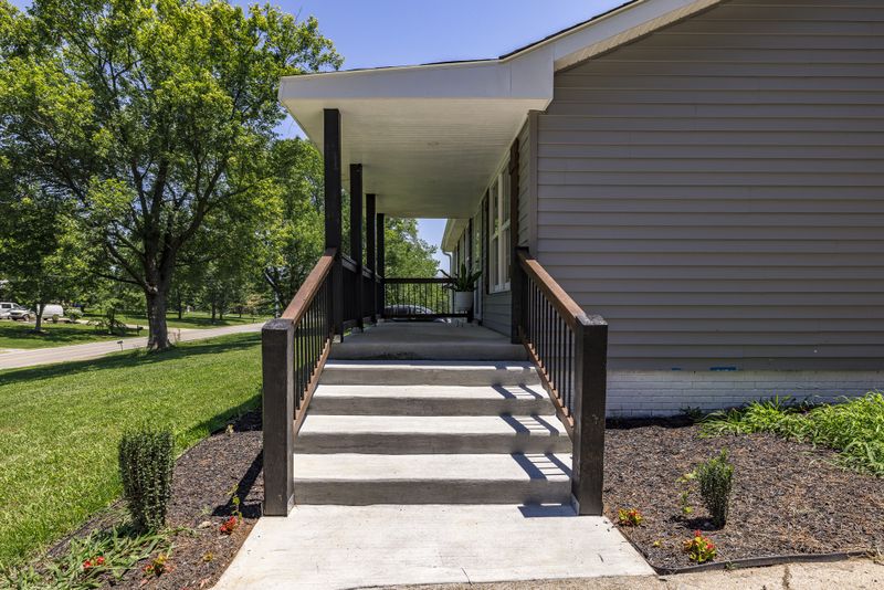 418 Wilkinson Ln, White House, TN 37188