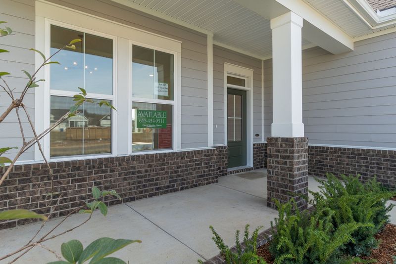 1049 Inez Dr, Smyrna, TN 37167