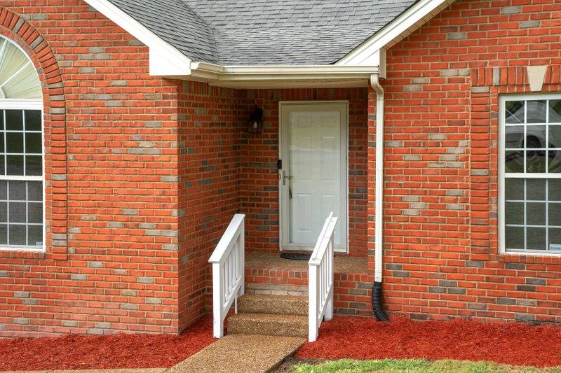 309 Apache Trl, White House, TN 37188