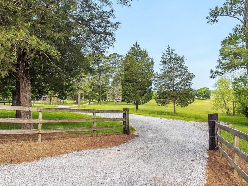 50 Tom Hunt Rd, Chickamauga, GA 30707