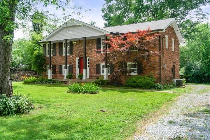 1029 Ridgecrest Dr, Franklin, TN 37069