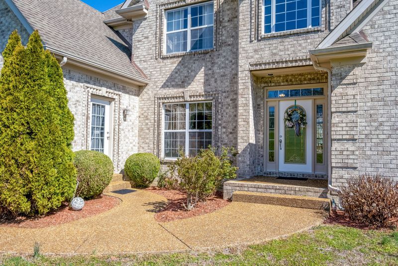 6295 Pettus Rd, Antioch, TN 37013