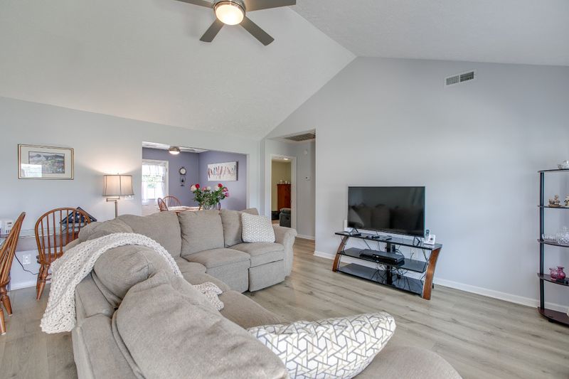 3317 Barretts Ridge Dr, Murfreesboro, TN 37130