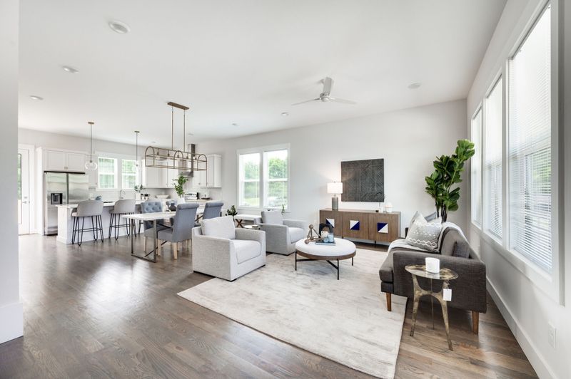 516 Highcrest Dr, Nashville, TN 37211