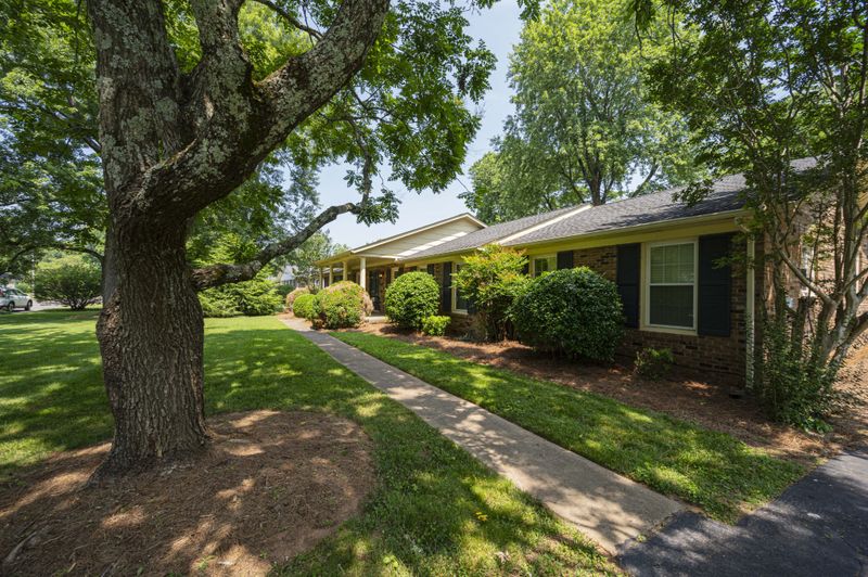 307 Grandview Dr, Murfreesboro, TN 37130