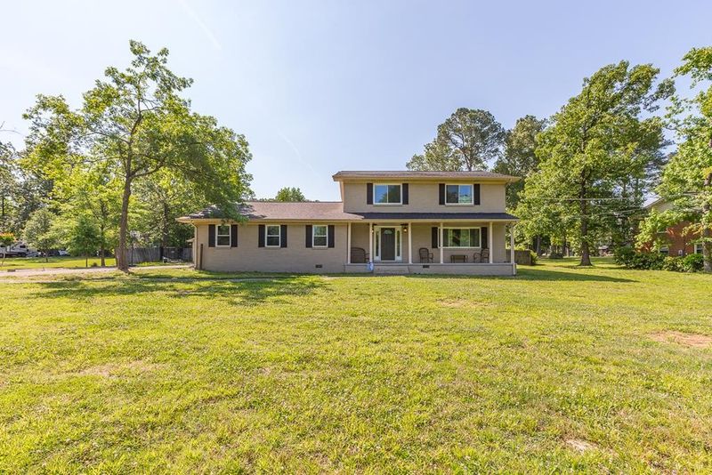 526 Cook Dr E, Chatsworth, GA 30705