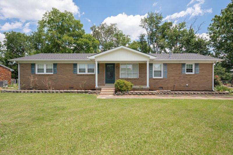 1931 Bartway Dr, Murfreesboro, TN 37130