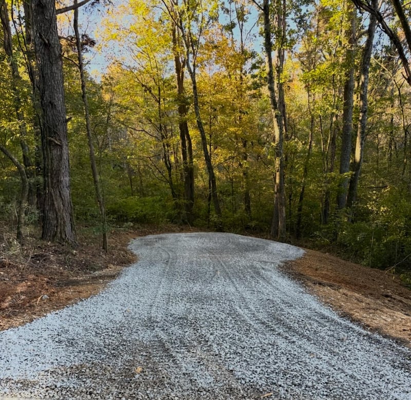2937 Happy Valley Rd, Rossville, GA 30741