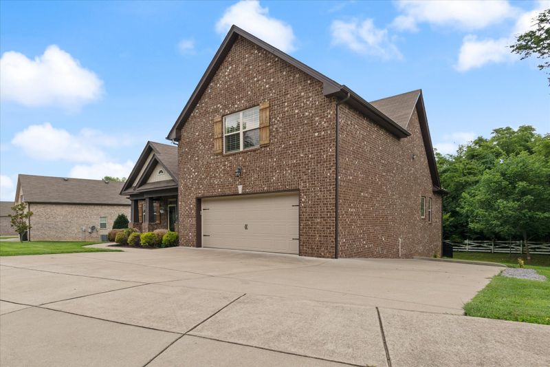 236 Faraway Hills Dr, Gallatin, TN 37066