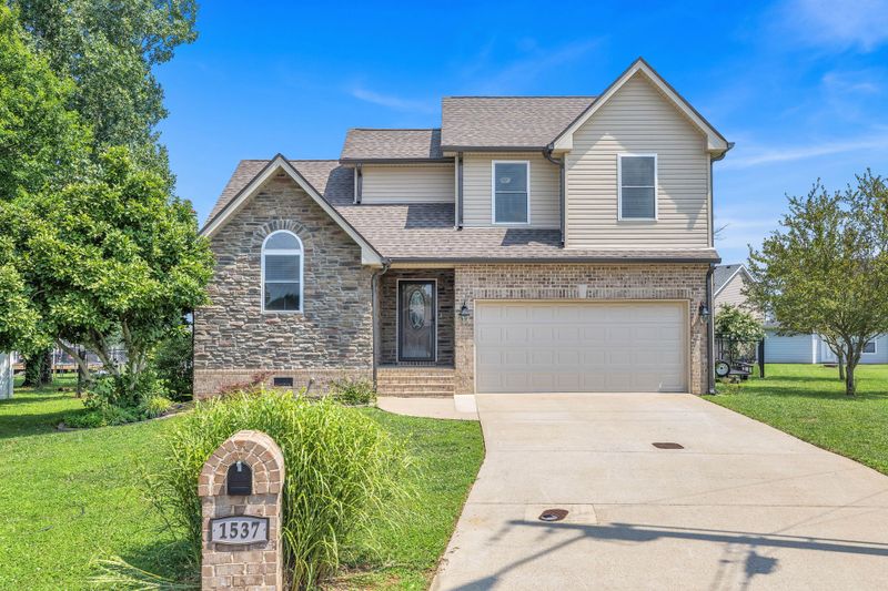 1537 Lews Ct, Murfreesboro, TN 37128