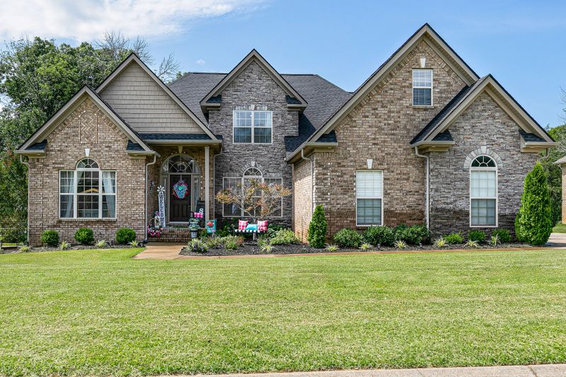 5343 Stonewood Dr, Smyrna, TN 37167
