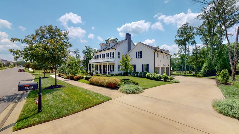 8649 Belladonna Dr, College Grove, TN 37046